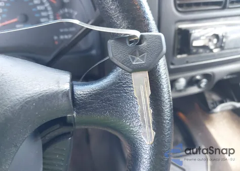 1998 Dodge Durango Slt from USA, damaged, VIN 1B4HS28Y5WF217842